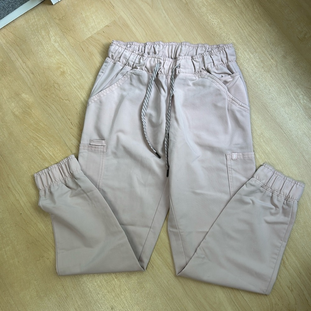 XS Petite Jaanuu scrub bottom